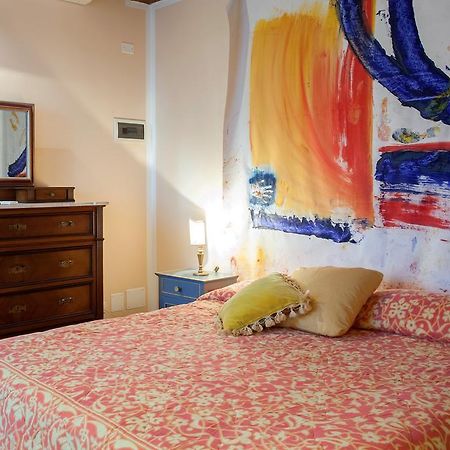 Cavour33 Bed and Breakfast Massa  Exteriör bild